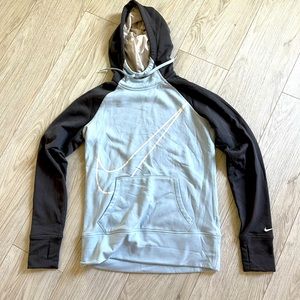 Nike sweater size S